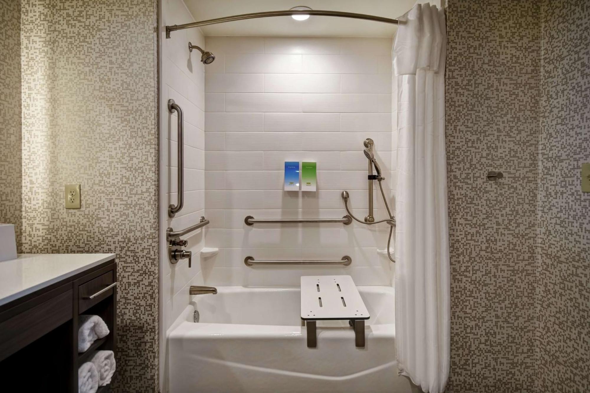 Home2 Suites By Hilton Birmingham/Fultondale, Al Bagian luar foto